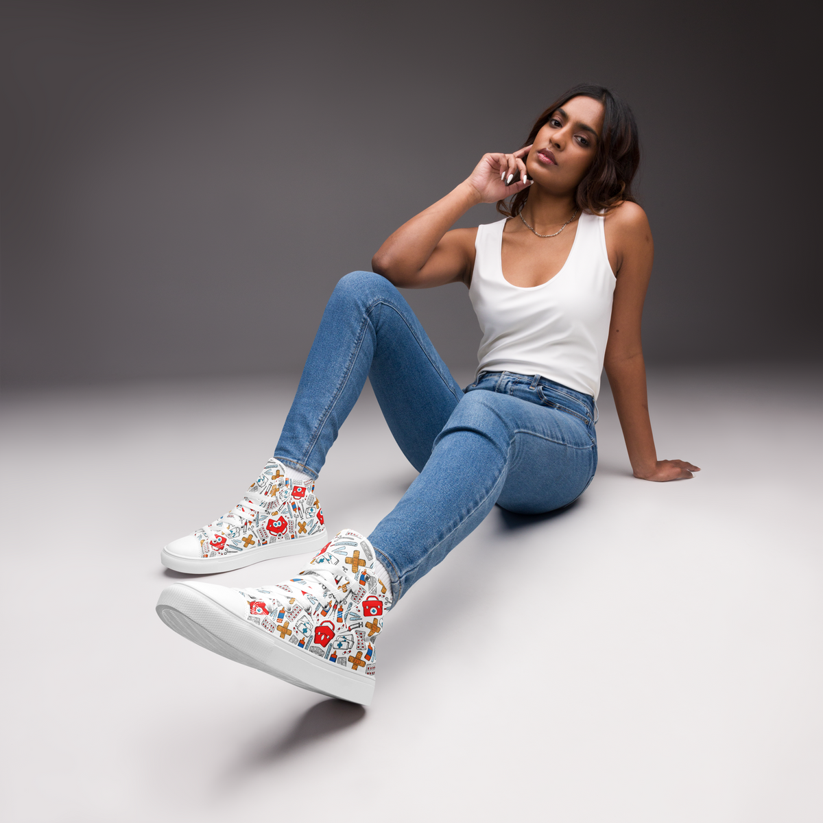 Women’s high top medical pattern canvas shoes